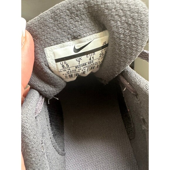 Nike Women's Downshifter 7 Running Athletic Shoes Sneakers Low Grey Gray 9.5 - Picture 9 of 9